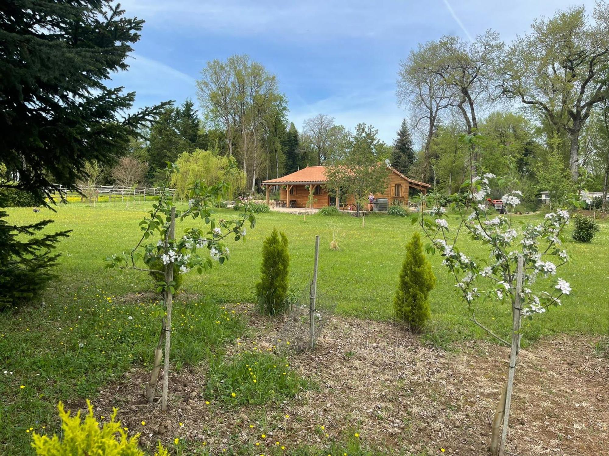 Bed and Breakfast Les Grozilles Feuillade Exterior foto